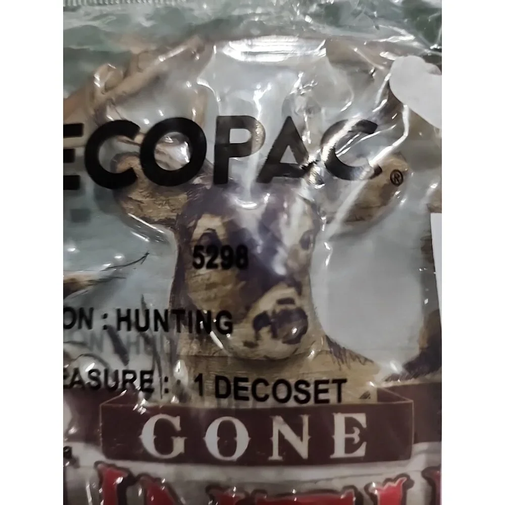 Decopac Gone HUNTING cake Decorating And Shotgun Keychain Kit‎ Deer Grooms Cake